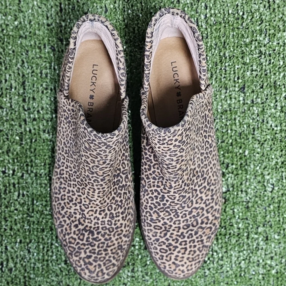 LUCKY BRAND | BALEY LEATHER LEOPARD V-CUT BOOTIES